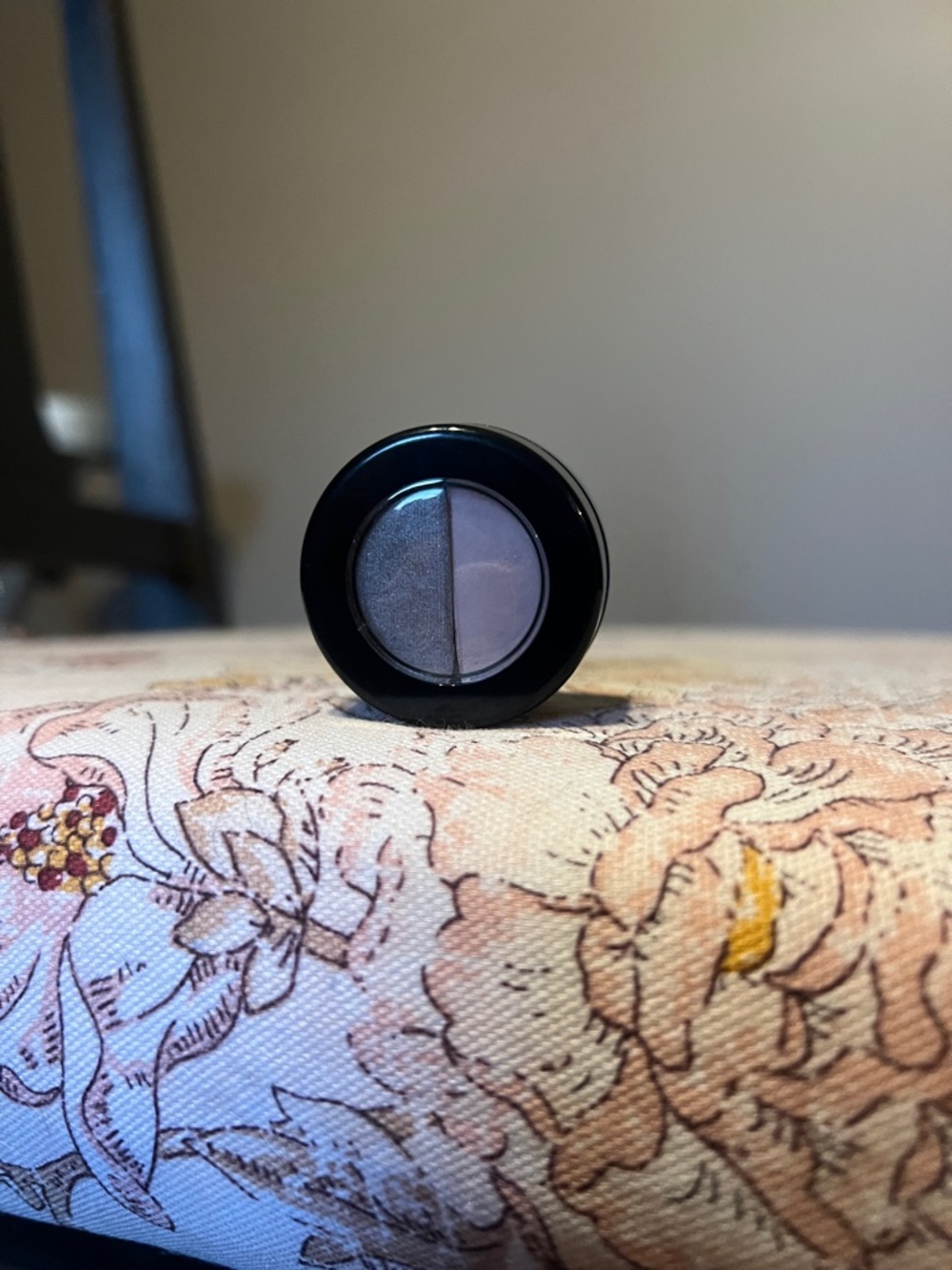Merle Norman Soft Touch Shadow Duo in Shell & Lava